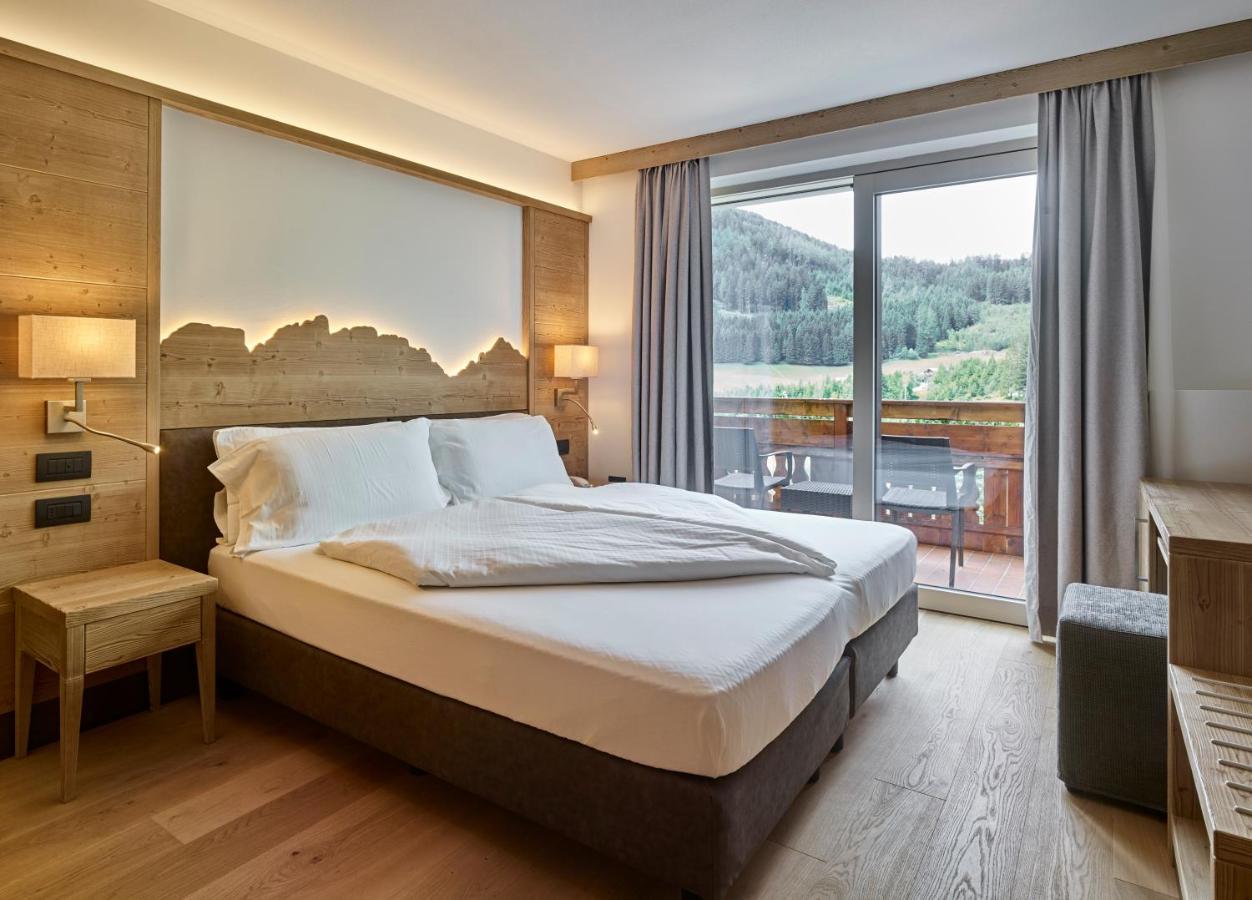 Hotel Shandranj Tesero Exteriör bild